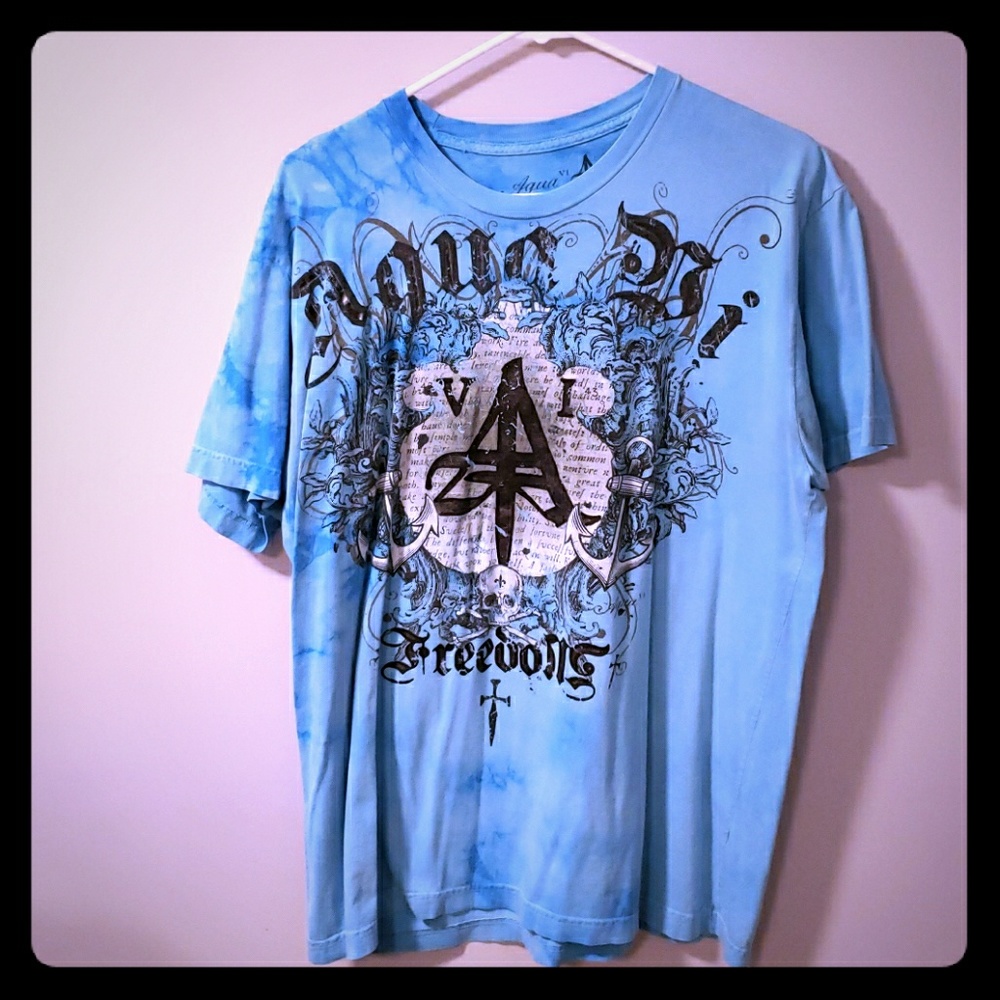 Blue tshirt